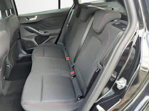 FORD Focus Station Wagon 1.0i EcoB Hybrid 155 ST-Line
