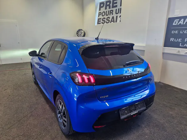 Peugeot 208 1.2 PureTech Allure Pack EAT8
