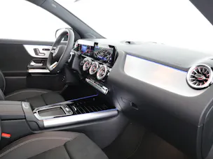 Mercedes-Benz GLA 200 Night Star 7G-D