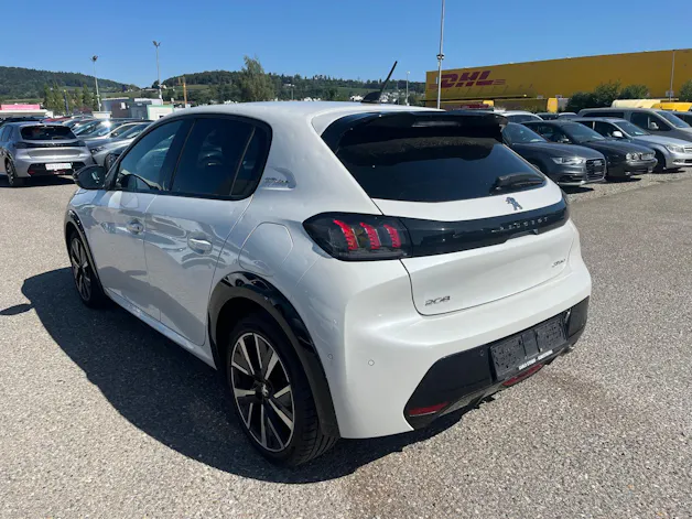 Peugeot 208 1.2i GT-Line