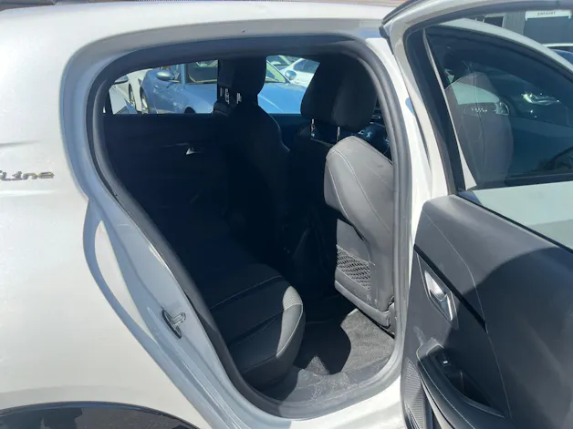 Peugeot 208 1.2i GT-Line