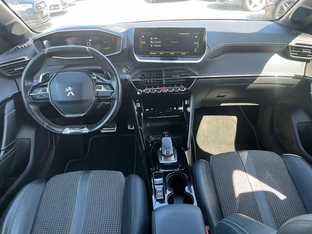 Peugeot 208 1.2i GT-Line