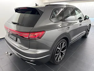 VW Touareg 3.0 TDI R-Line ''inkl. AHK & Standheizung''