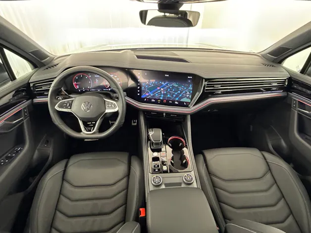 VW Touareg 3.0 TDI R-Line ''inkl. AHK & Standheizung''