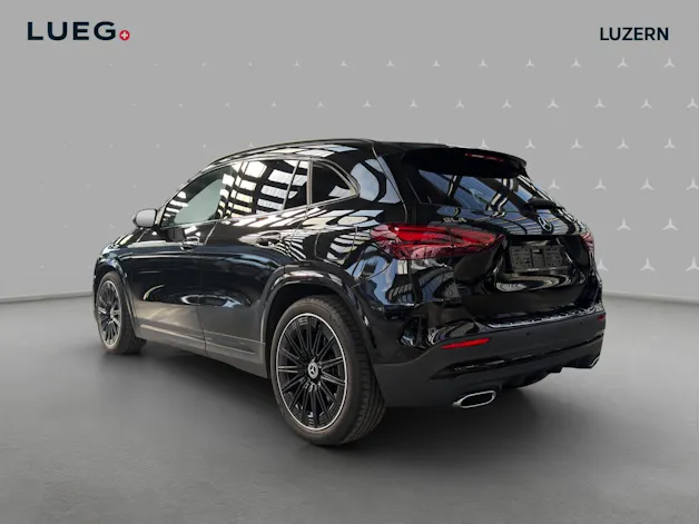 Mercedes-Benz GLA 250 4Matic 8G-DCT