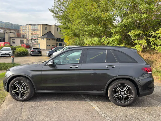 MERCEDES-BENZ GLC 300 d AMG Line 4Matic 9G-Tronic