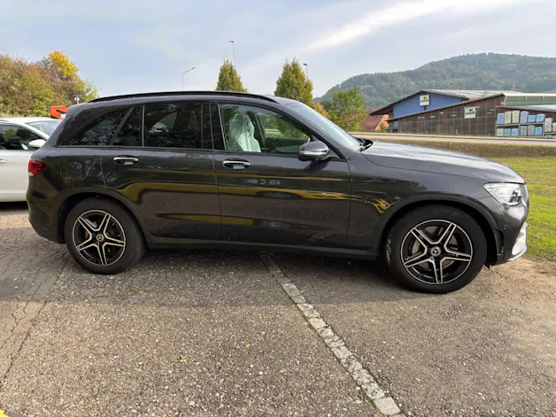 MERCEDES-BENZ GLC 300 d AMG Line 4Matic 9G-Tronic