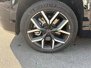 Jeep Compass Elektro 74kWh First Edition