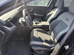 Jeep Compass Elektro 74kWh First Edition