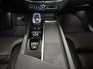 VOLVO XC60 2.0 B5 MH Black Edition AWD