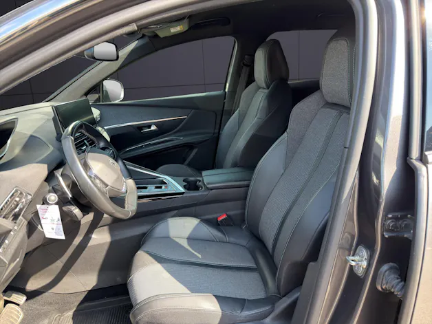 PEUGEOT 3008 1.6 PHEV Allure Pack