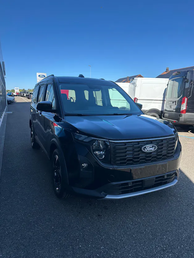 Ford TOURNEO COURIERier 1.0 EcoBoost A Active/125CV/Aut.