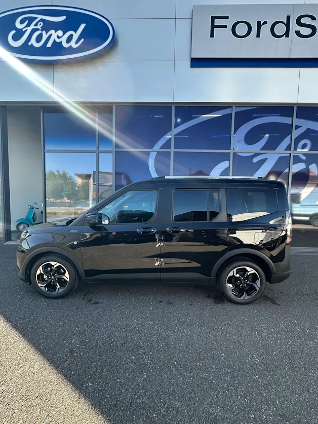 FORD TOURNEO COURIERier 1.0 EcoBoost A Active/125CV/Aut.