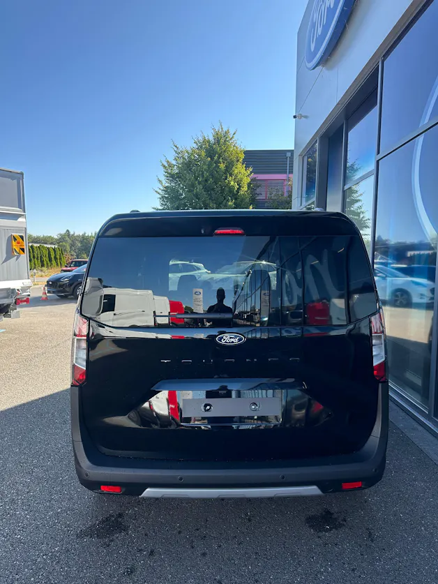 Ford TOURNEO COURIERier 1.0 EcoBoost A Active/125CV/Aut.