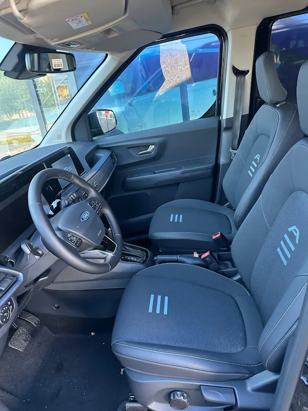 Ford TOURNEO COURIERier 1.0 EcoBoost A Active/125CV/Aut.