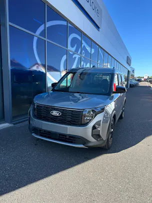 Ford TOURNEO COURIERier 1.0 EcoBoost A Active/125CV/Aut.