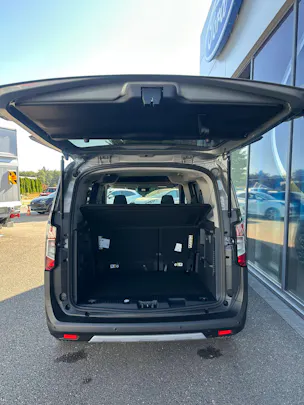 FORD TOURNEO COURIERier 1.0 EcoBoost A Active/125CV/Aut.