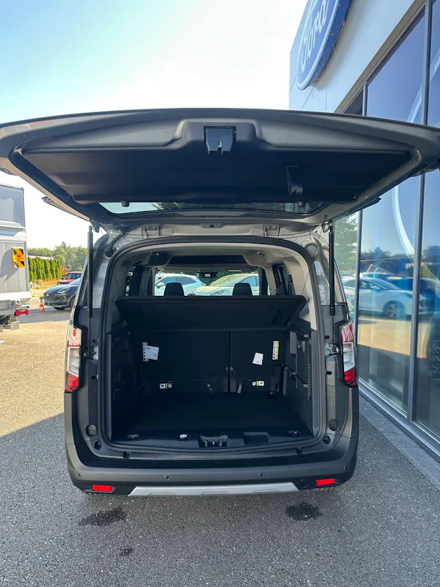 FORD TOURNEO COURIERier 1.0 EcoBoost A Active/125CV/Aut.