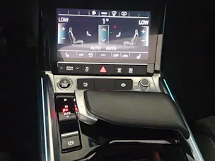 AUDI e-tron 55 S Line quattro