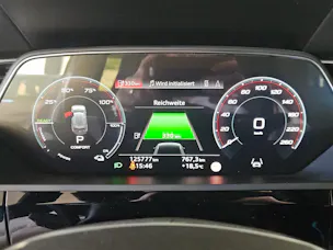 AUDI e-tron 55 S Line quattro