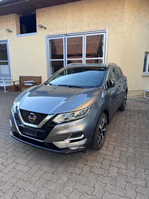 Nissan Qashqai 1.3 DIG-T tekna DCT