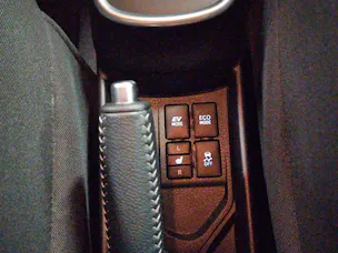 Toyota Yaris 1.5 VVT-i Hybrid Trend e-CVT