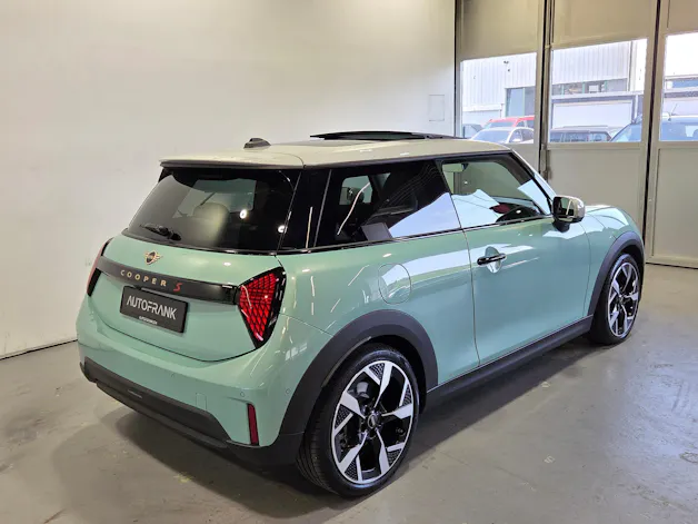 Mini Mini F66 2.0i Cooper S SDKG