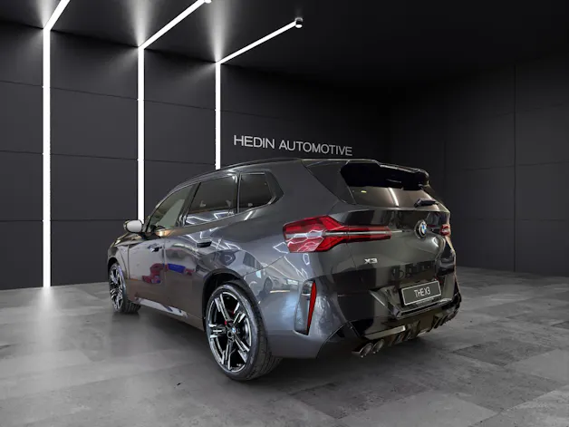 BMW X3 M50i
