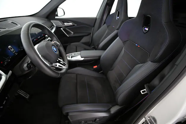 BMW X1 30e xDrive paddles
