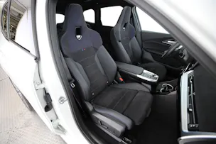 BMW X1 30e xDrive paddles