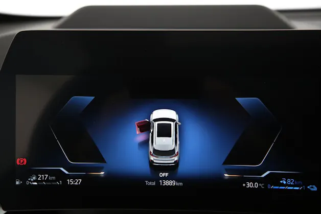 BMW X1 30e xDrive paddles