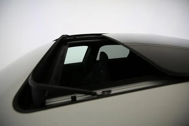 BMW X1 30e xDrive paddles