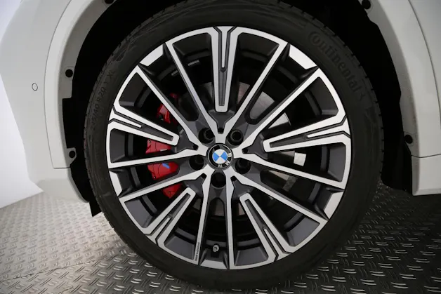 BMW X1 30e xDrive paddles