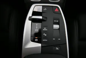 BMW X1 23i xDrive paddles