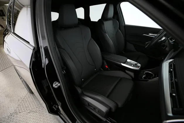 BMW X1 23i xDrive paddles