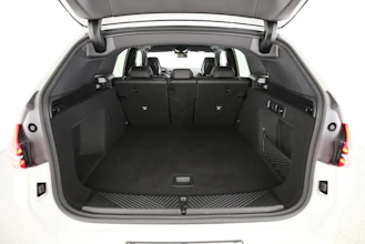 https://vehicle.imgix.net/4408012/a346e408-c919-49f3-80be-559dc16a09a2.jpg