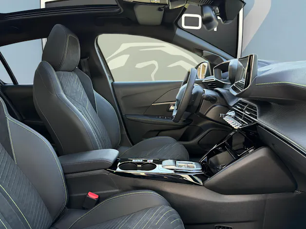 Peugeot 208 1.2 Hybrid 145 GT Exclusive