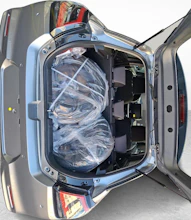 https://vehicle.imgix.net/4408021/4c521fa7-4f04-4adb-b368-2f6ce1e2913f.jpg