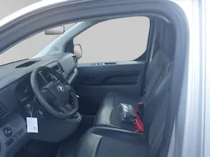 Toyota PROACE Van L2 2.0 D Terra 4x4