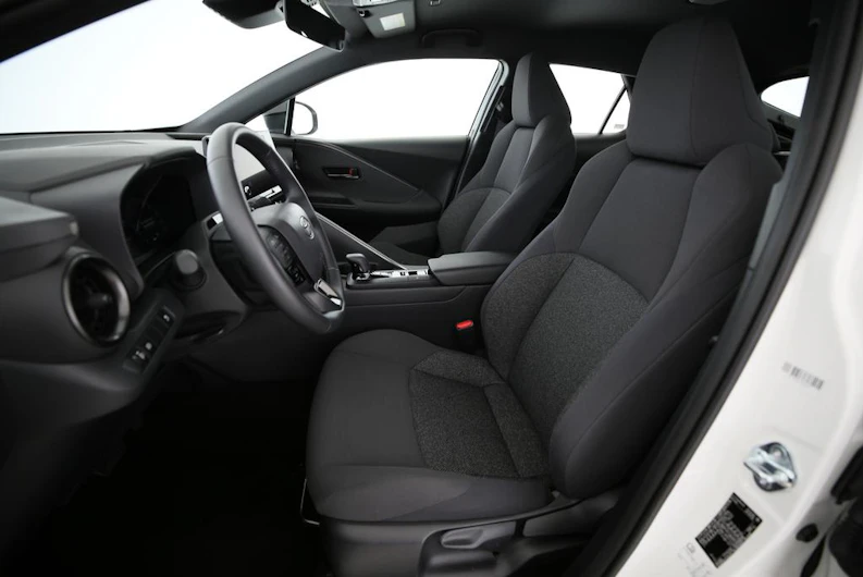 image du véhicule TOYOTA C-HR