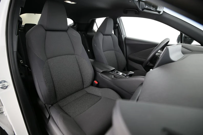 image du véhicule TOYOTA C-HR