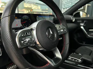 MERCEDES-BENZ A 200 AMG Line