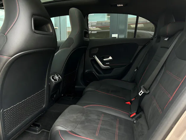 Mercedes-Benz A 200 AMG Line