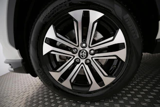 https://vehicle.imgix.net/4408033/8fe947fe-3568-4d08-81f9-26e18b64ed48.jpg