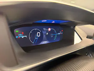 PEUGEOT 2008 1.2 Hybrid 145 GT Exclusive