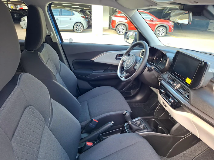 Fahrzeugbild SUZUKI SWIFT