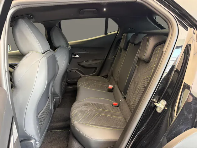 Peugeot 2008 1.2 Hybrid 145 GT Exclusive