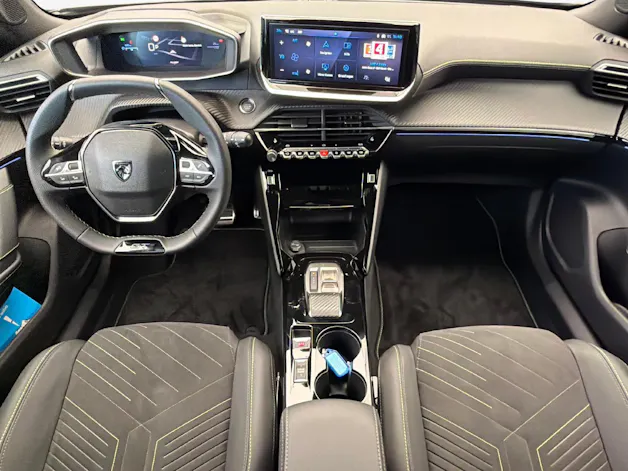 Peugeot 2008 1.2 Hybrid 145 GT Exclusive