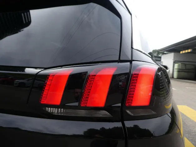 Peugeot 5008 2.0 BlueHDi 180 GT EAT8