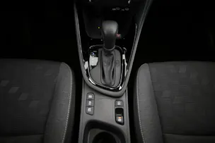 Toyota Yaris 1.5 VVT-i HSD Trend